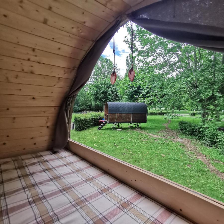 Camping De Thoissey *** المظهر الخارجي الصورة
