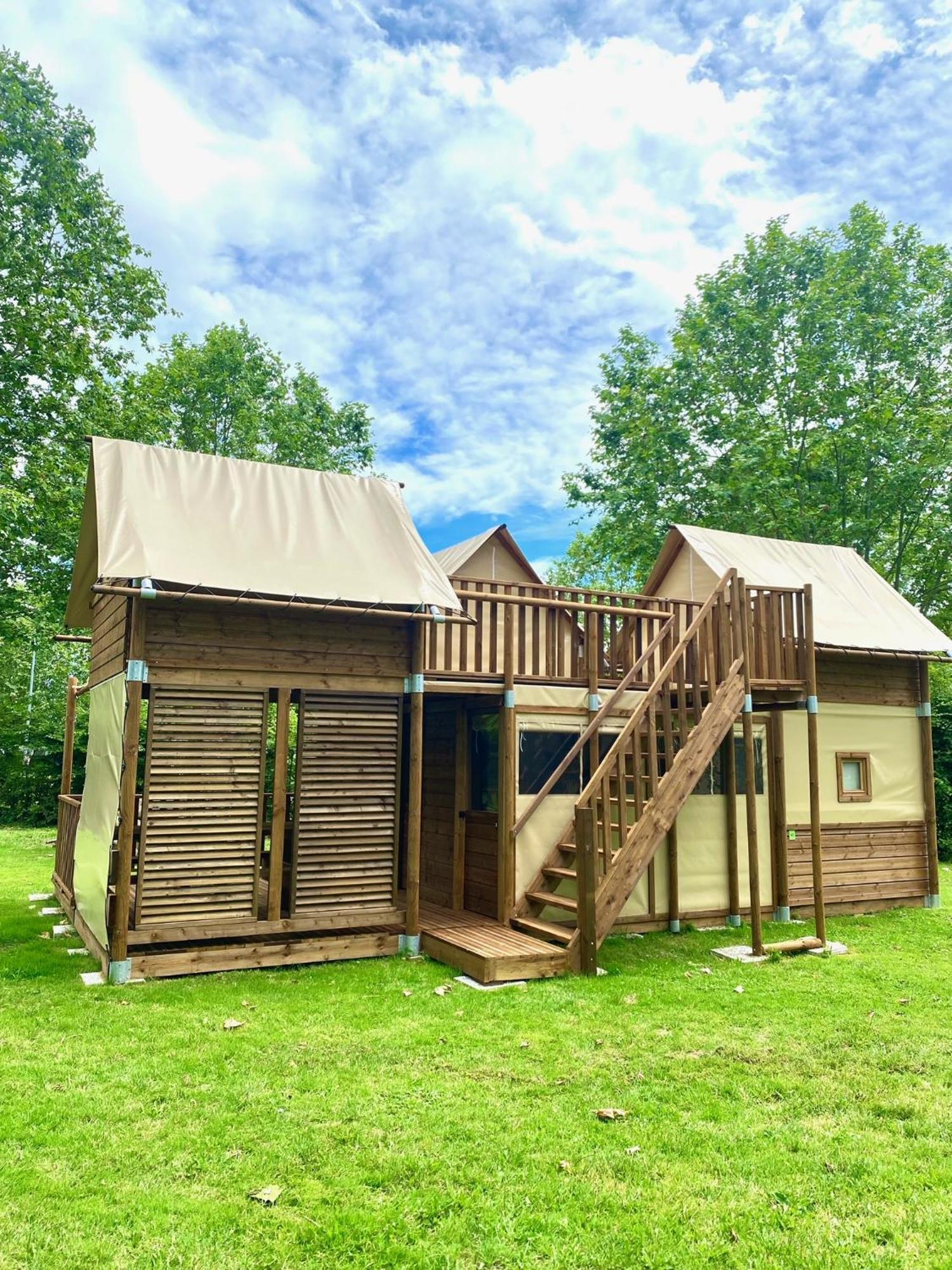 Camping De Thoissey *** المظهر الخارجي الصورة