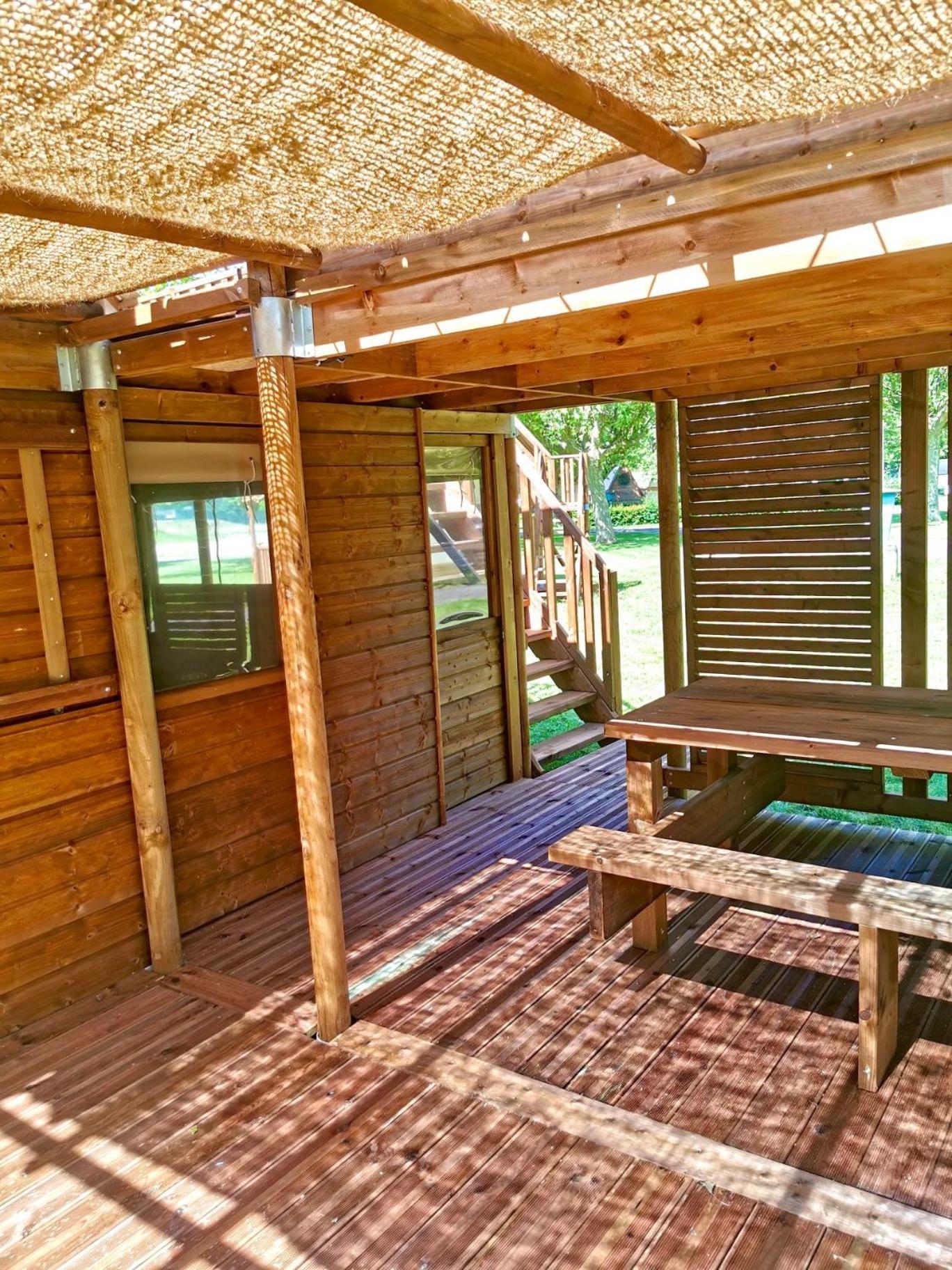 Camping De Thoissey *** المظهر الخارجي الصورة