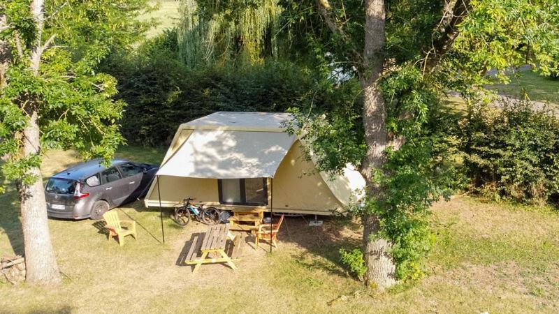 Camping De Thoissey *** المظهر الخارجي الصورة